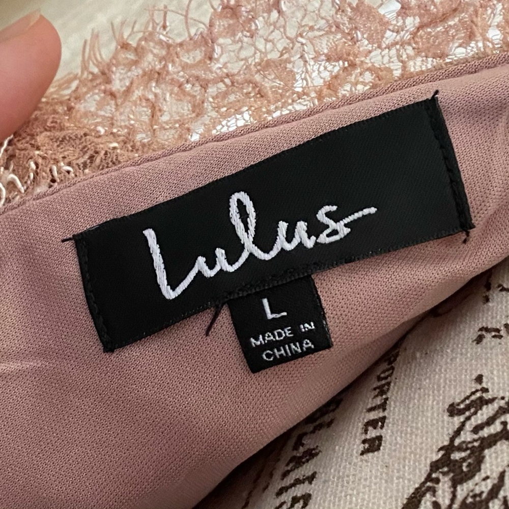 Lulu's Spring Summer White, Cream & Blush Lace V-neck Dress, Large, NWT - Picture 11 of 12